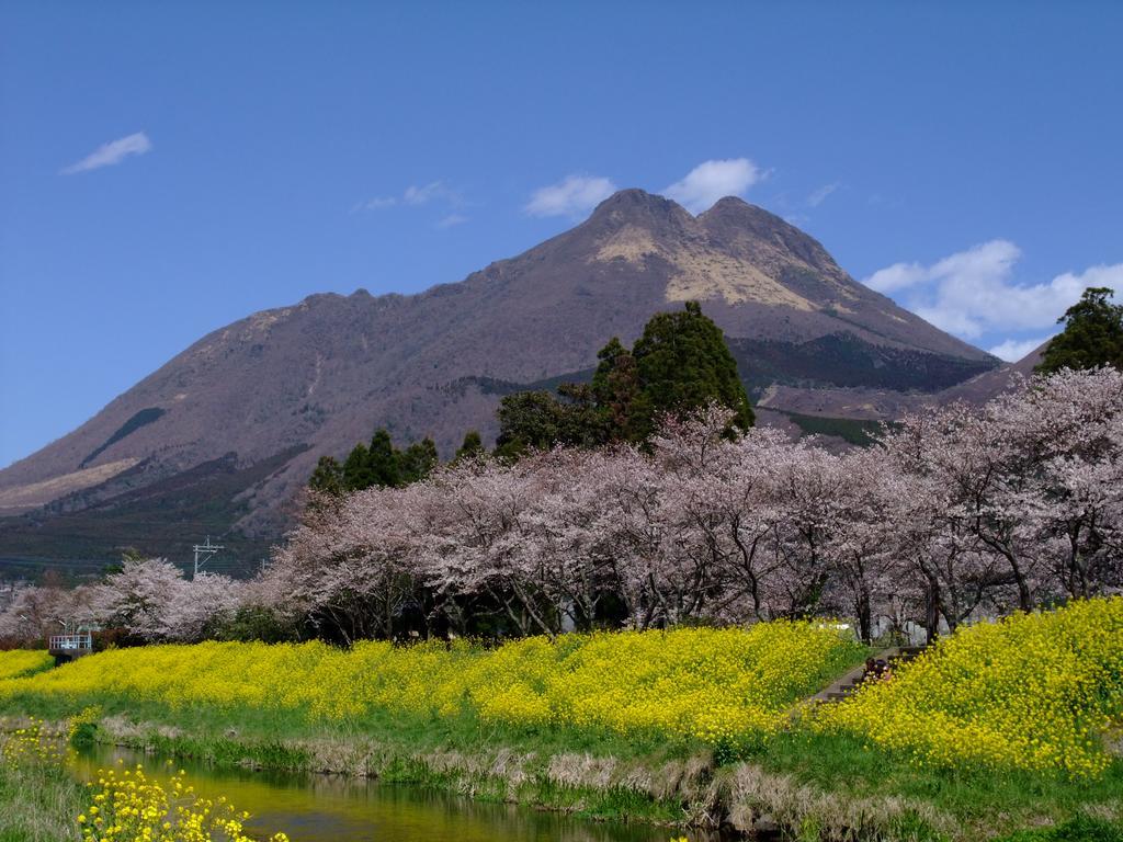 Yufuin Sankouen Hotel Exterior photo